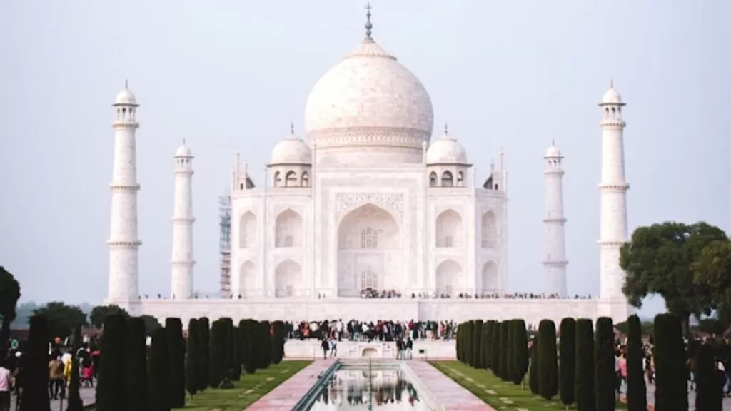 India’s top spots: Where Love, Spirituality, and Nature Meet, taj mahal, agra, india